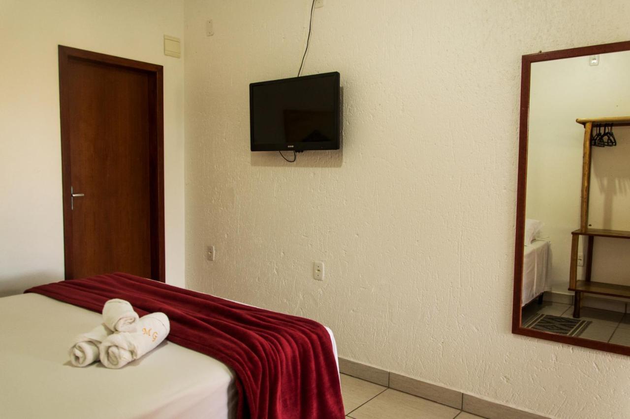 Morada Do Gabriel Hotel Guarda do Embaú Eksteriør billede