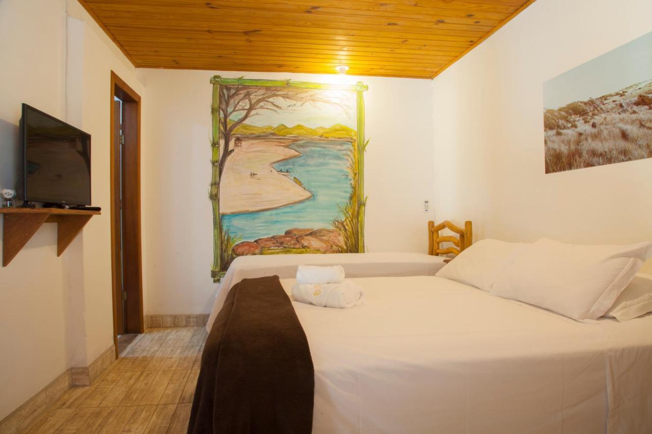 Morada Do Gabriel Hotel Guarda do Embaú Eksteriør billede